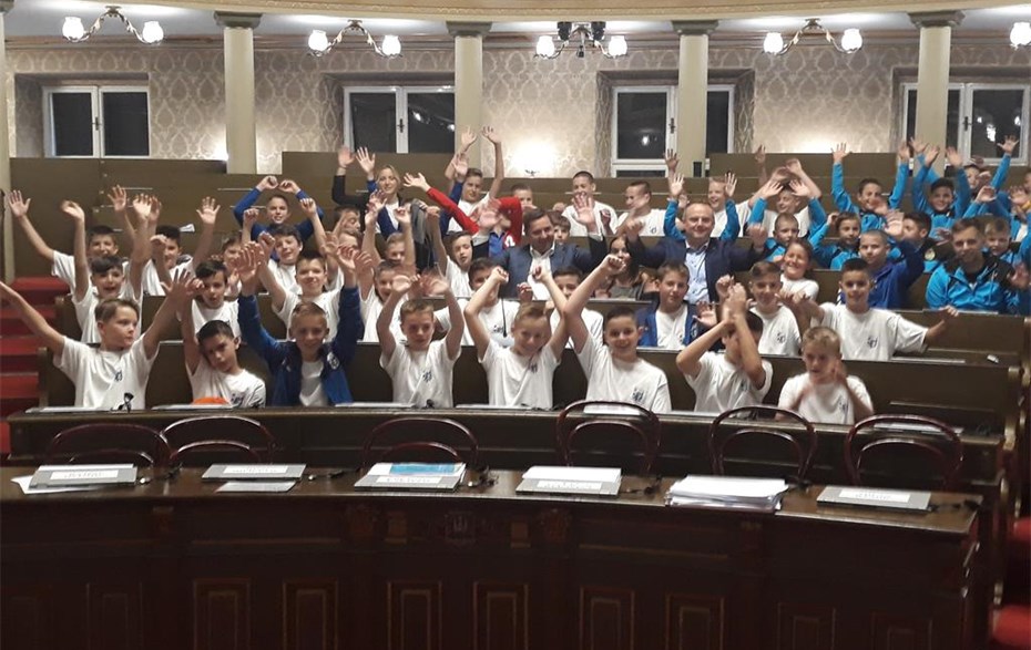 PREDSJEDNIK GRADSKE SKUPŠTINE GRADA ZAGREBA PRIMIO MLADE RUKOMETAŠE USUSRET PARTILLE CUPU
